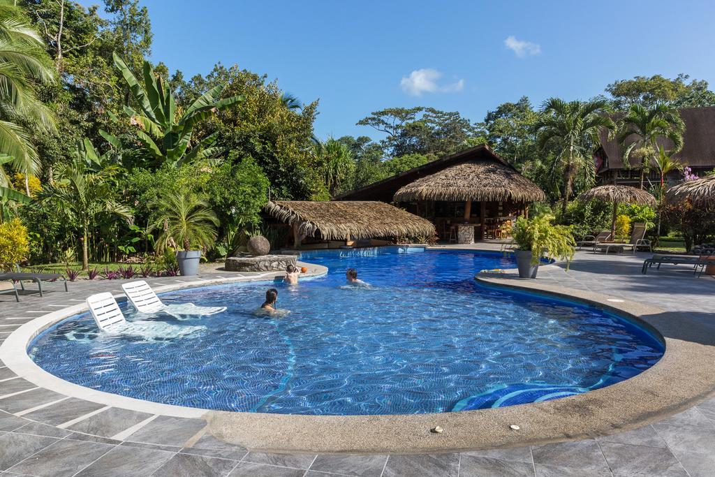 Hotel Suizo Loco Lodge & Resort 卡维塔 外观 照片