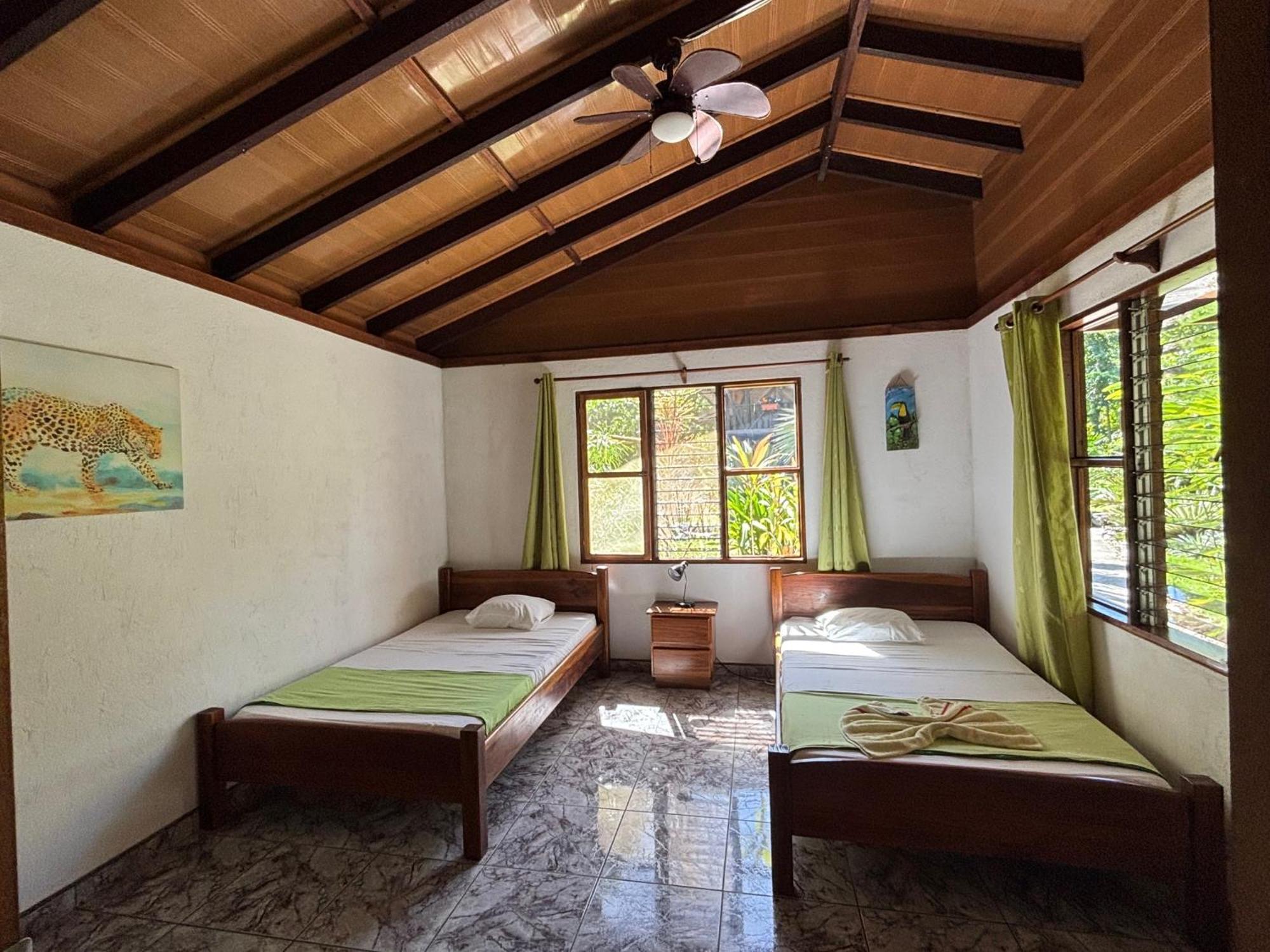 Hotel Suizo Loco Lodge & Resort 卡维塔 外观 照片