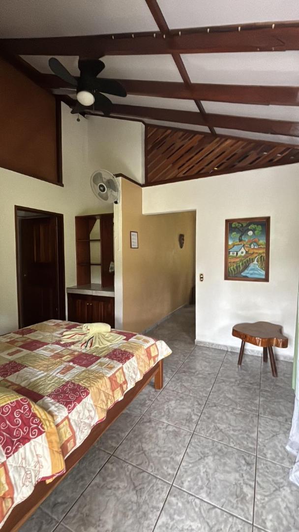 Hotel Suizo Loco Lodge & Resort 卡维塔 外观 照片