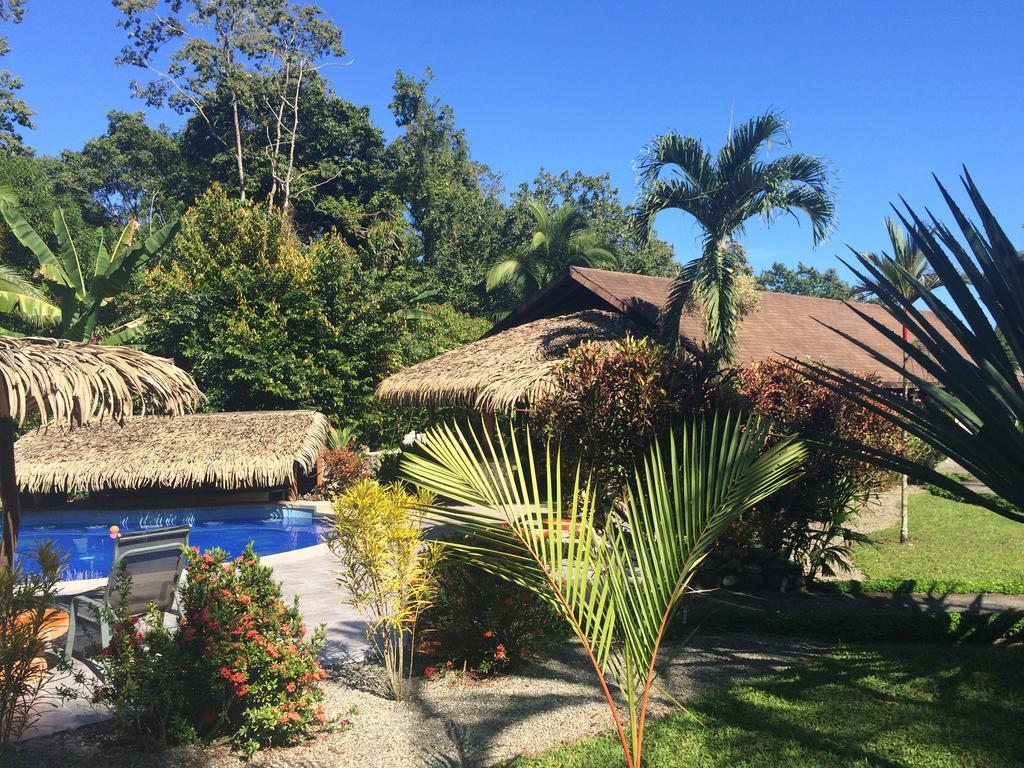 Hotel Suizo Loco Lodge & Resort 卡维塔 外观 照片