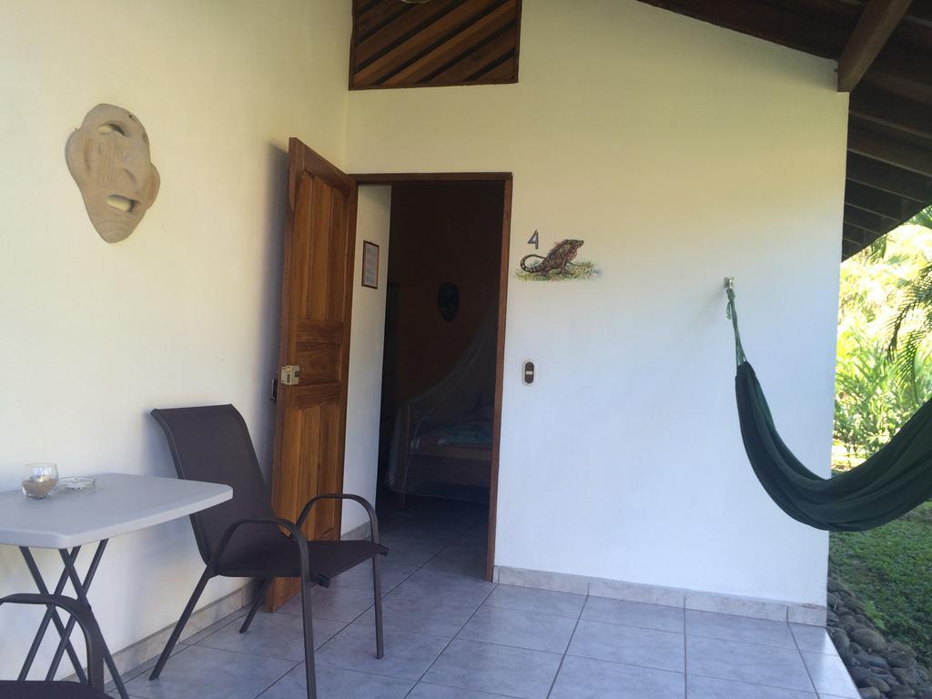 Hotel Suizo Loco Lodge & Resort 卡维塔 客房 照片