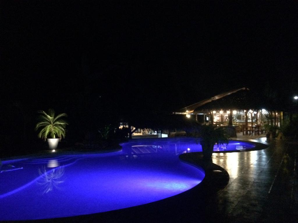 Hotel Suizo Loco Lodge & Resort 卡维塔 外观 照片