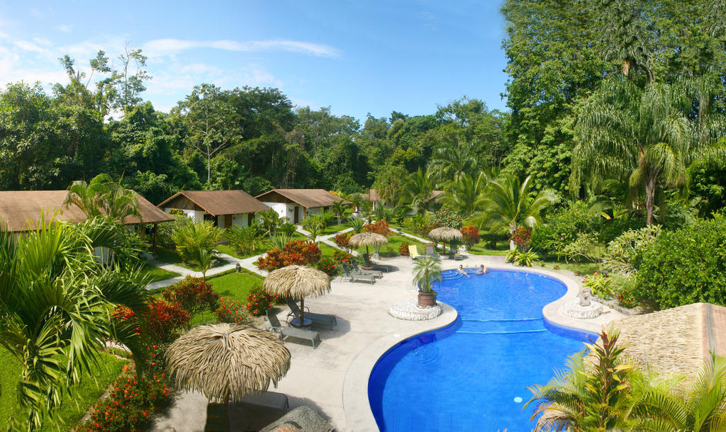 Hotel Suizo Loco Lodge & Resort 卡维塔 外观 照片