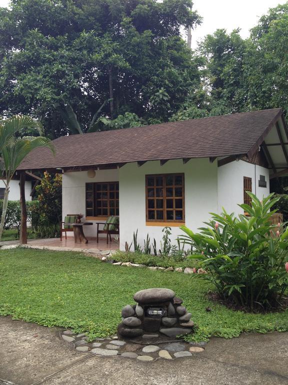 Hotel Suizo Loco Lodge & Resort 卡维塔 客房 照片